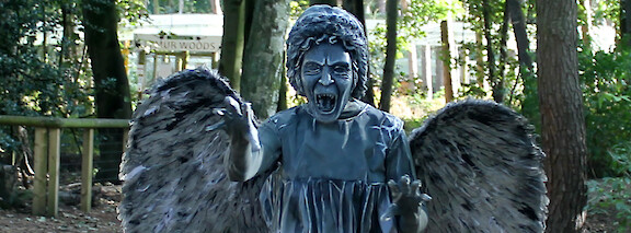 scary angel human statue hire uk