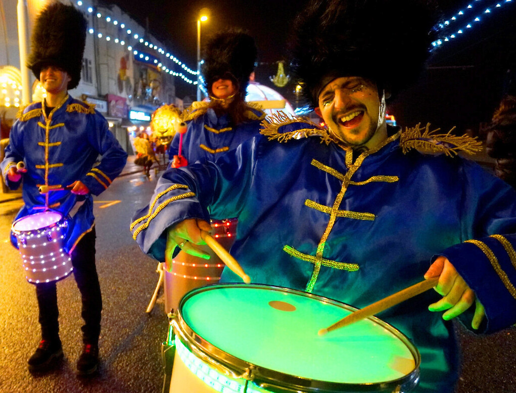 hire LED drum show